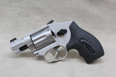 Smith & Wesson 632-UC ~ .32 H&R Mag ~ - Image 1 of 3