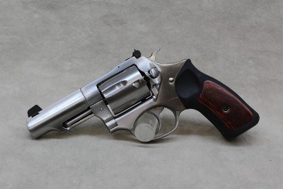 Ruger SP101 ~ .357 Magnum ~ - Image 1 of 3