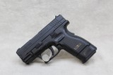 Springfield Armory XD-40 ~ .40 S&W ~ - Image 1 of 2