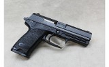 Heckler & Koch USP ~ .40 S&W ~ - Image 2 of 2