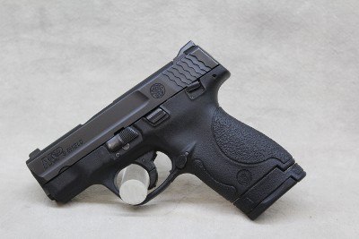 Smith & Wesson M&P 9 Shield ~9mm Luger~ - Image 1 of 2