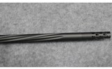Weatherby~Vanguard~.257 Wby Mag - 4 of 7