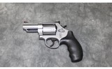 Smith & Wesson ~ Model 69 ~ 44 Magnum - 2 of 3