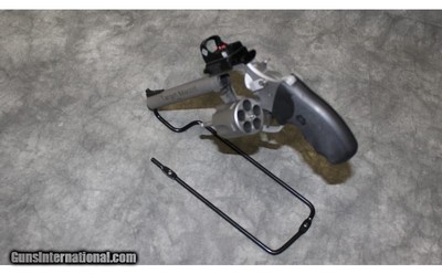 Charter Arms ~ Target Mastiff ~ .44 SPL - Image 3 of 3