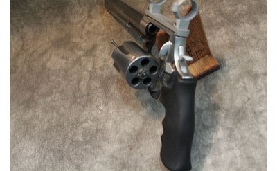 Smith & Wesson ~ 460 ~ 460 S&W Magnum - Image 3 of 3