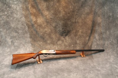 Fabrique Nationale Herstal ~ No model marked ~ 12 Gauge - Image 1 of 11