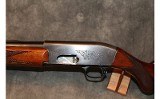 Fabrique Nationale Herstal ~ No model marked ~ 12 Gauge - Image 5 of 11