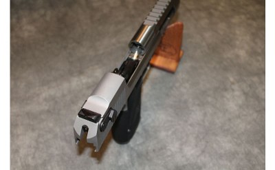  - Image 3 of 4