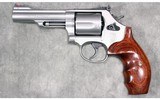 Smith & Wesson ~ 69 ~ .44 Magnum - 2 of 3