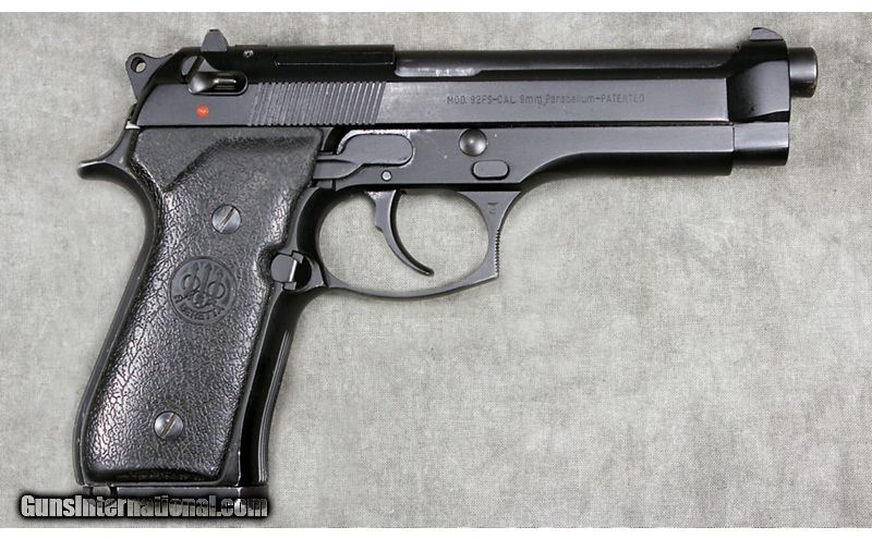 Beretta ~ 92FS ~ 9mm Luger