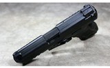Heckler & Koch ~ VP9 ~ 9mm Luger - 4 of 5