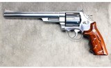 Smith & Wesson ~ 629-2 ~ .44 Magnum - 2 of 5