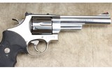 Smith & Wesson ~ 629-6 ~ .44 Magnum - 8 of 9