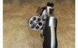 Smith & Wesson 686 Pro Series - 4 of 10