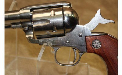 Ruger Vaquero - Image 16 of 20