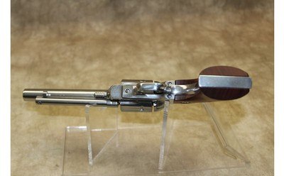 Ruger Vaquero - Image 7 of 20