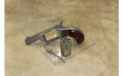 North American Arms 22 Mini-Revolver - Image 4 of 8