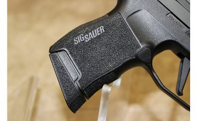 SIG Sauer P365 - Image 5 of 11