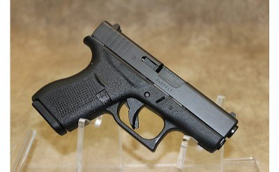 Glock 42 - Image 2 of 10