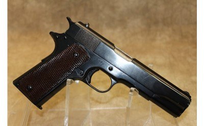 Colt 1911 - Image 2 of 12