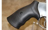 Smith and Wesson 629-6 - Image 5 of 13