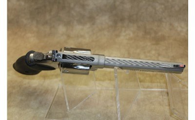 Smith and Wesson 629-6 - Image 10 of 13