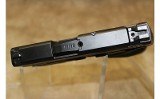 Smith & Wesson M&P9 Shield - Image 7 of 11