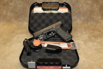 Glock 17 Gen5 - Image 1 of 10