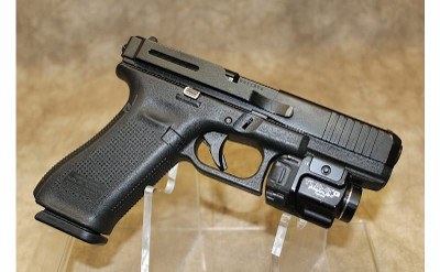 Glock 17 Gen5 - Image 3 of 10
