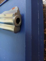Smith and Wesson 686-4 357 Mag. 6" Barrel - 14 of 15