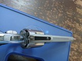 Smith and Wesson 686-4 357 Mag. 6" Barrel - 11 of 15