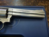 Smith and Wesson 686-4 357 Mag. 6" Barrel - 5 of 15
