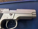 Smith and Wesson 4046 40 S&W - 13 of 15