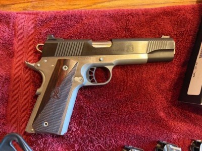 Springfield Armory Ronin 10mm - Image 2 of 5