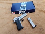 Smith & Wesson, Model 4006, 40 Caliber, Semi-Automatic Pistol - 1 of 8