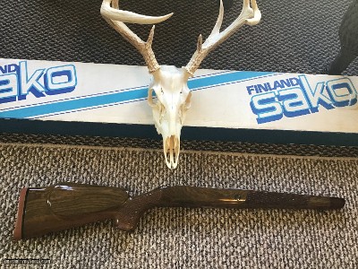 Sako Deluxe A V Left Hand Stock