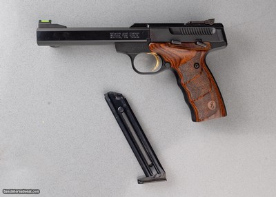 *PRICED REDUCED*
BROWNING BUCK MARK..22 LONG RIFLE...***NEW UNFIRED***