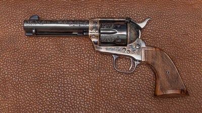 Colt Single Action Army (SAA)
Factory 