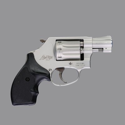 Smith & Wesson Model 317-2 AirLite .22 LR Revolver2
