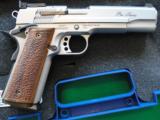 S&W Smith Wesson Pro Series 1911 9mm - 2 of 5