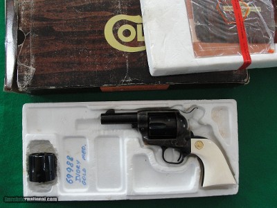 Colt SAA Sheriffs Model 44-40/44spl Dual Cylinder, Ivories, Gold Signature