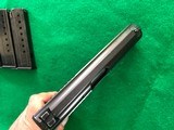 HK P7 M8 Heckler & Koch P7M8 9mm Pistol w/4 mags Nice! CA OK! - 5 of 10