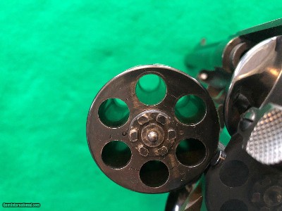 S&W Smith Wesson 6