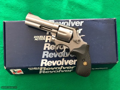 US Customs Service 4" S&W 686 w/Box Product Code 104229