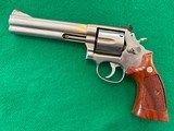 S&W Model 686 No Dash 357 mag 6