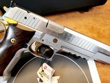 P226 X-Six Gold Luxury! Factory New! Collector Quality German Mastershop! - 9 of 20