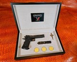 TARAN TACTICAL TTI JW3 COMBAT MASTER 9MM SIGHT-BLOCK CUSTOM DISPLAY CASE TARAN JOHN WICK 3 PISTOL MARFIONE CUSTOM OTF KNIFE STI - 1 of 20