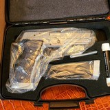 SIG SAUER P226 X-SHORT CLASSIC MASTERSHOP GERMAN PISTOL WITH TWO SETS OF SIG MASTERSHOP GRIPS - 17 of 20