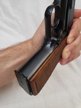 Excellent 1968 Belgium Browning T Series Hi Power In Pouch - 9 of 14