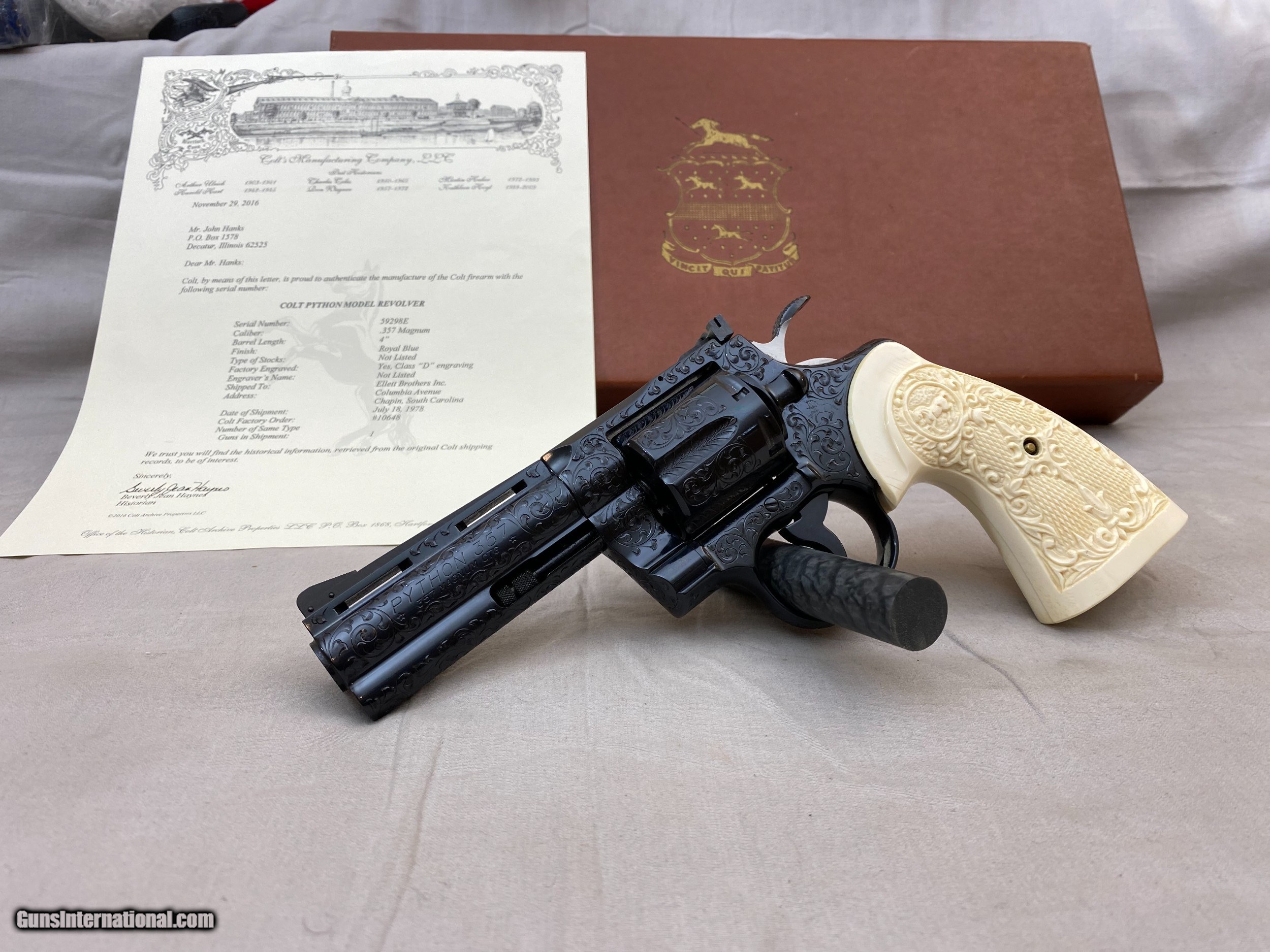 Mint Factory D Engraved 1977 Colt Python 4